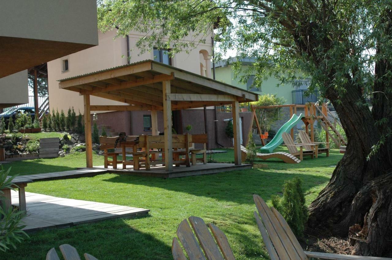 Апартаменты Apartman Timea Дунайска-Стреда Экстерьер фото